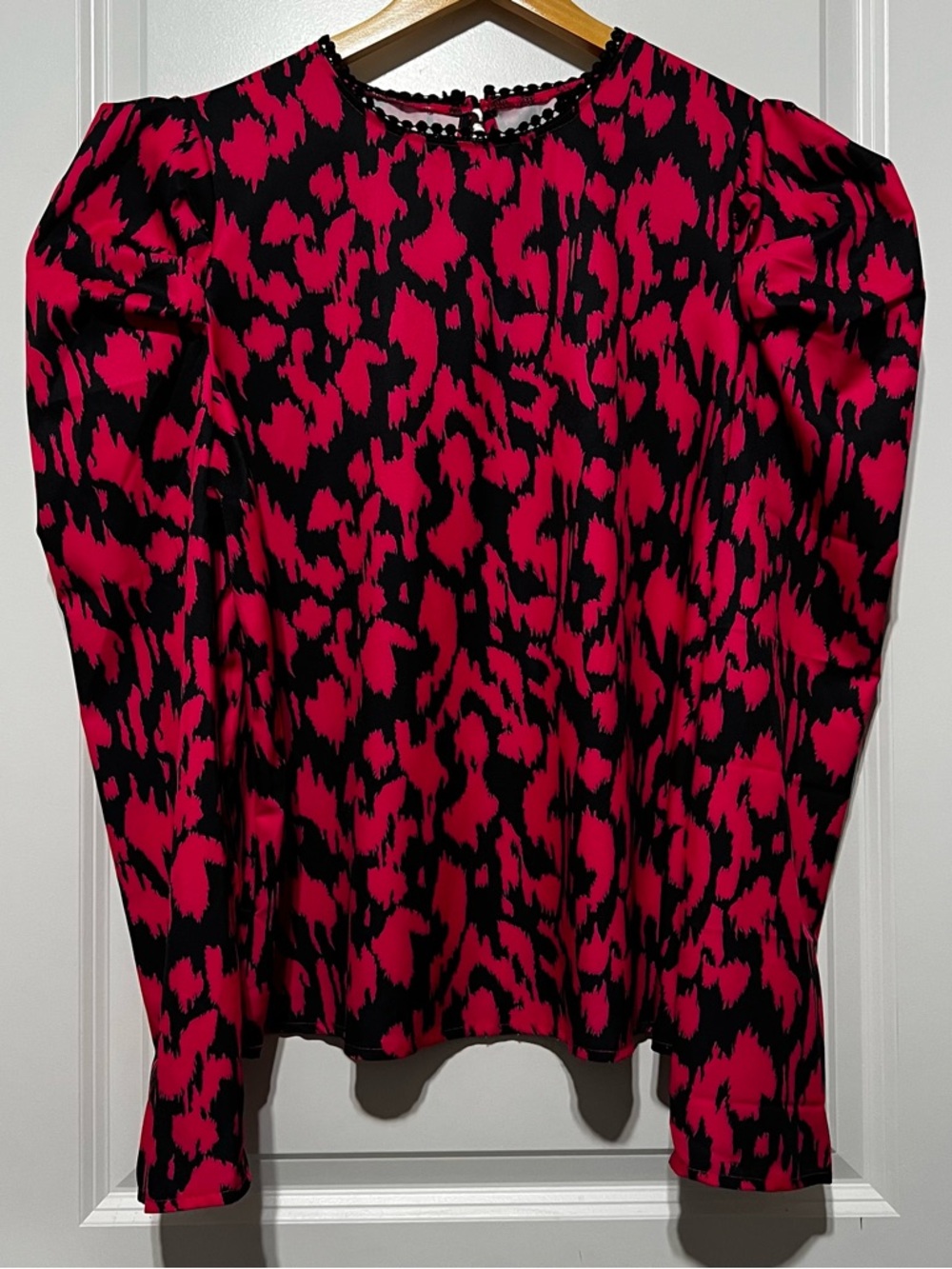 SHEIN Women’s Balloon Sleeve Blouse in Pink/Black